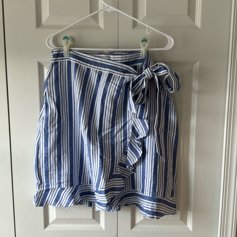 Loft wrap skirt